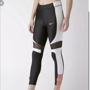 Womens Nike Speed 7/8 Tight Fit Running Tights